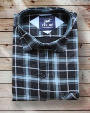 Men's Regular Fit Black Cotton Check Shirt.